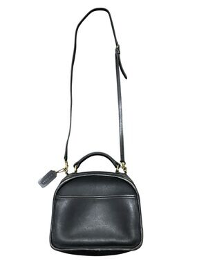 Vintage 90’s Coach Lunch Box Style Crossbody Bag Style 9991